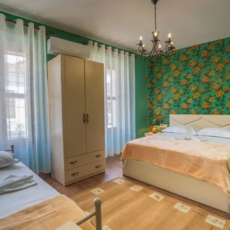 Art Gjuhadol شكودر