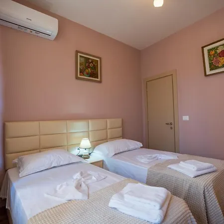 Art Gjuhadol Bed & Breakfast Shkodër